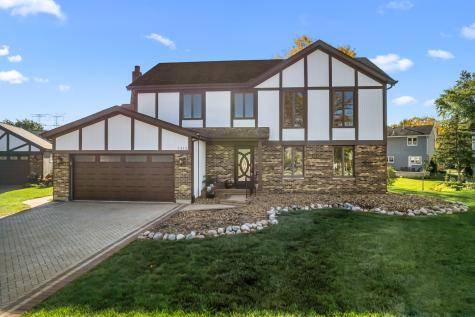 1312 North Saddle Row Addison IL 60101