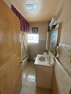 8801 South Paxton Avenue Chicago IL 60617