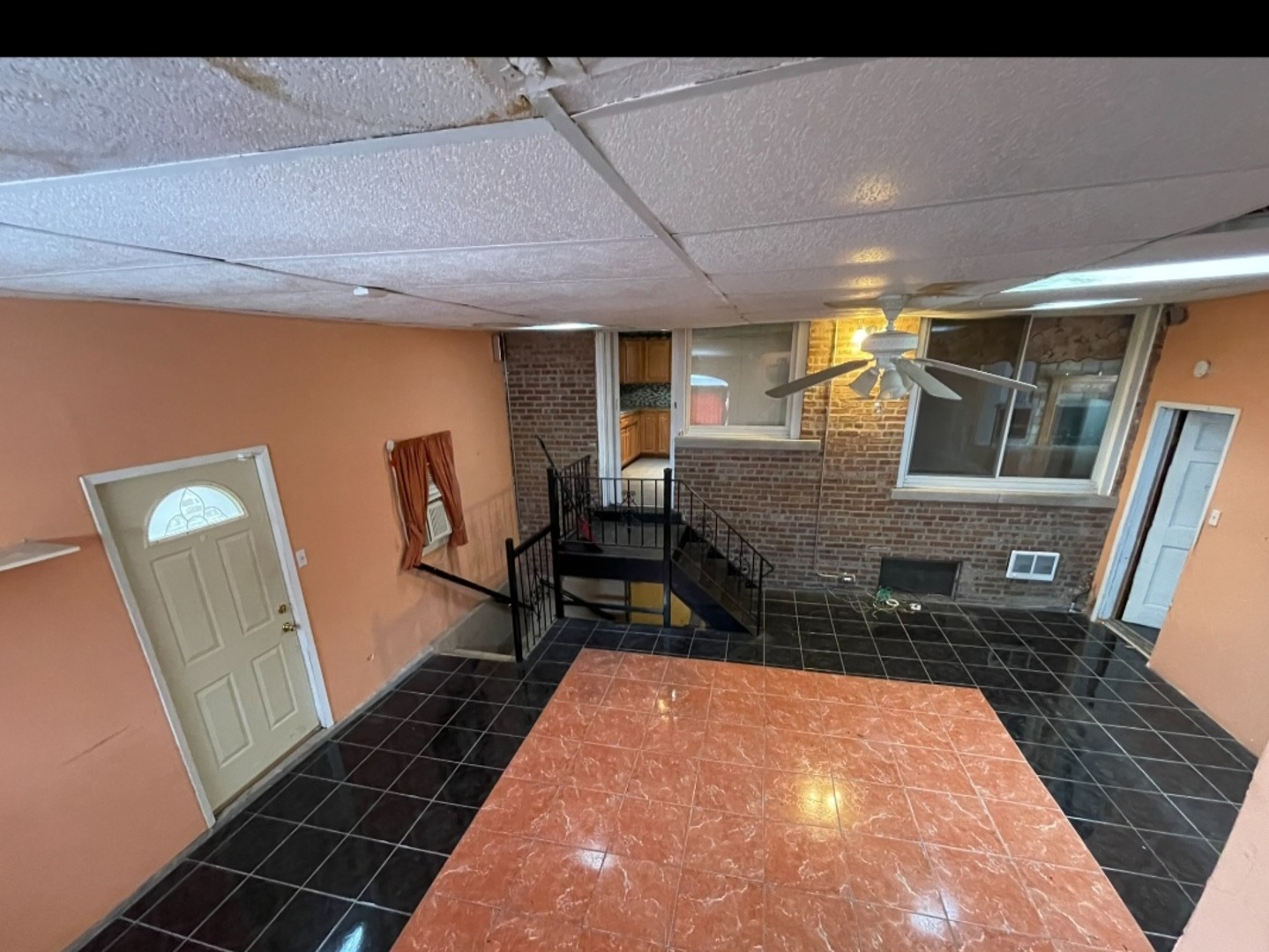 8801 South Paxton Avenue Chicago IL 60617