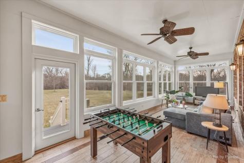 27 West Onwentsia Road Lake Forest IL 60045