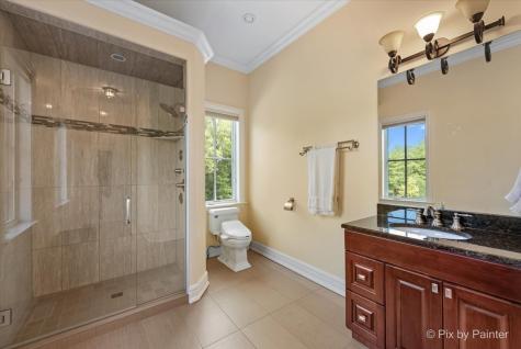 27 West Onwentsia Road Lake Forest IL 60045