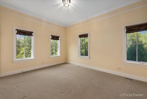 27 West Onwentsia Road Lake Forest IL 60045