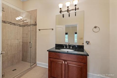 27 West Onwentsia Road Lake Forest IL 60045