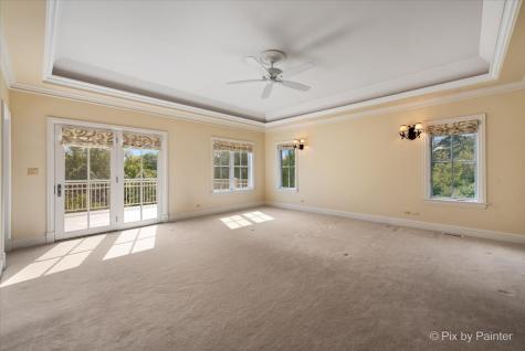 27 West Onwentsia Road Lake Forest IL 60045