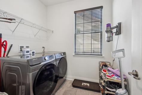 1842 Coralito Lane Elgin IL 60124
