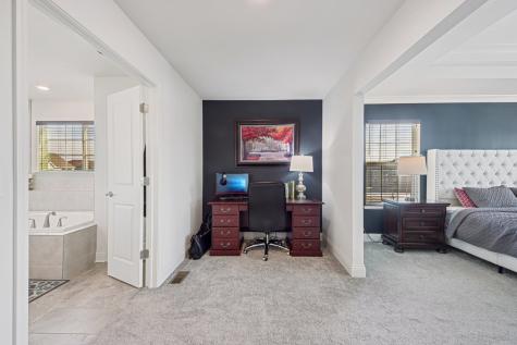 1842 Coralito Lane Elgin IL 60124