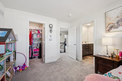 1842 Coralito Lane Elgin IL 60124