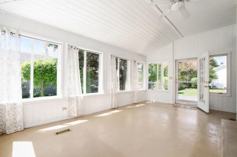 1829 East Bittersweet Lane Mount Prospect IL 60056