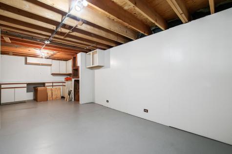 1829 East Bittersweet Lane Mount Prospect IL 60056