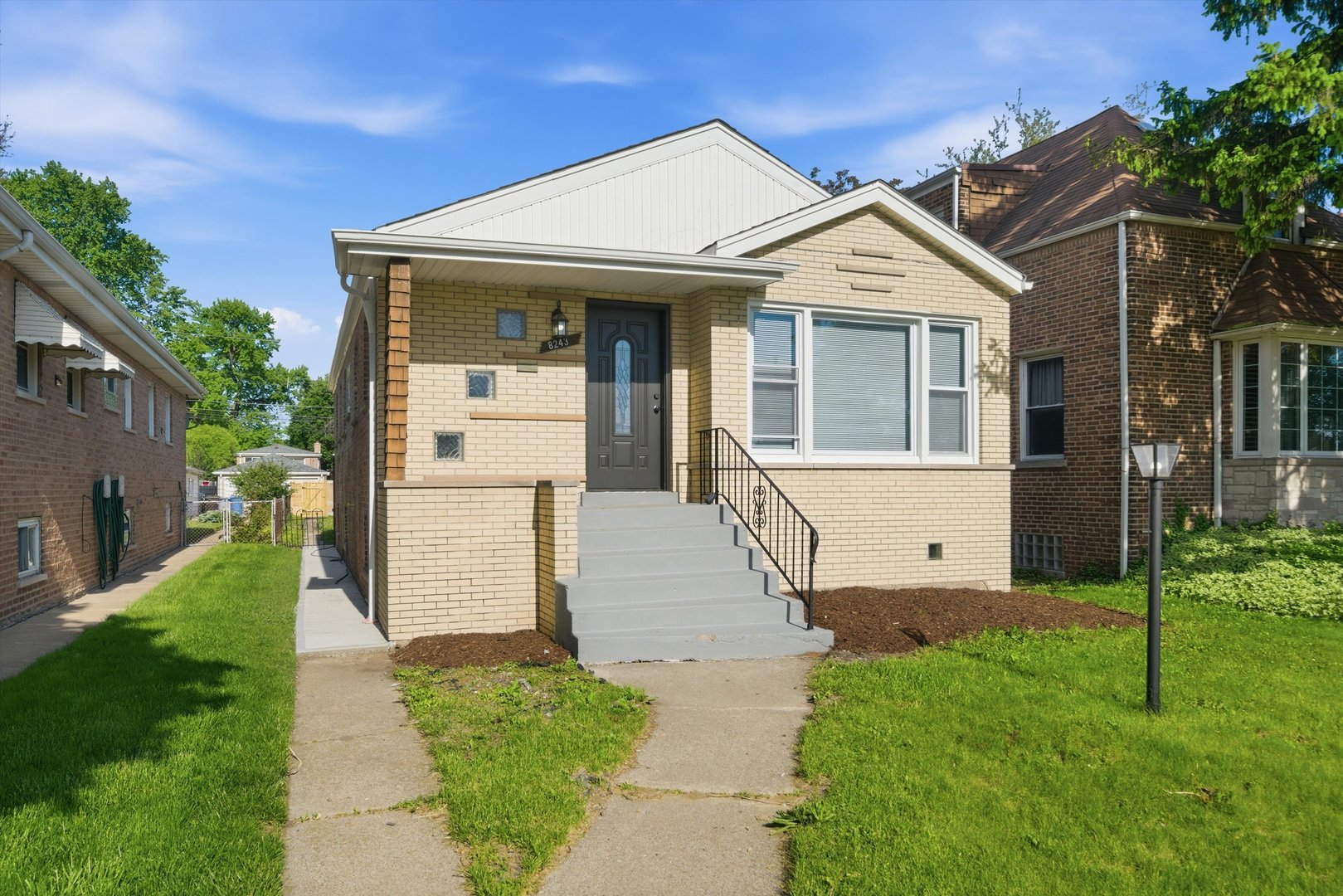 8243 South Wabash Avenue Chicago IL 60619