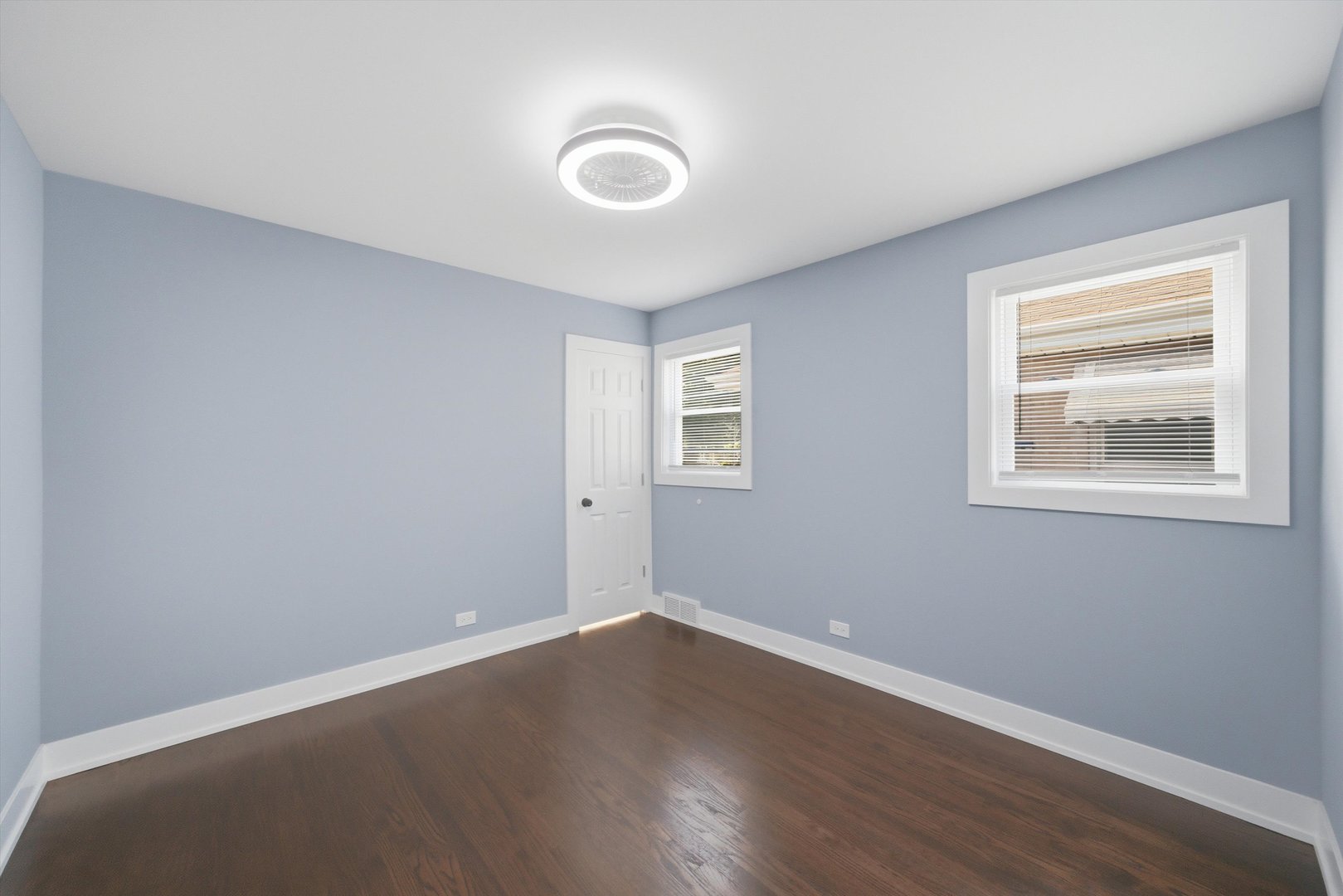 8243 South Wabash Avenue Chicago IL 60619