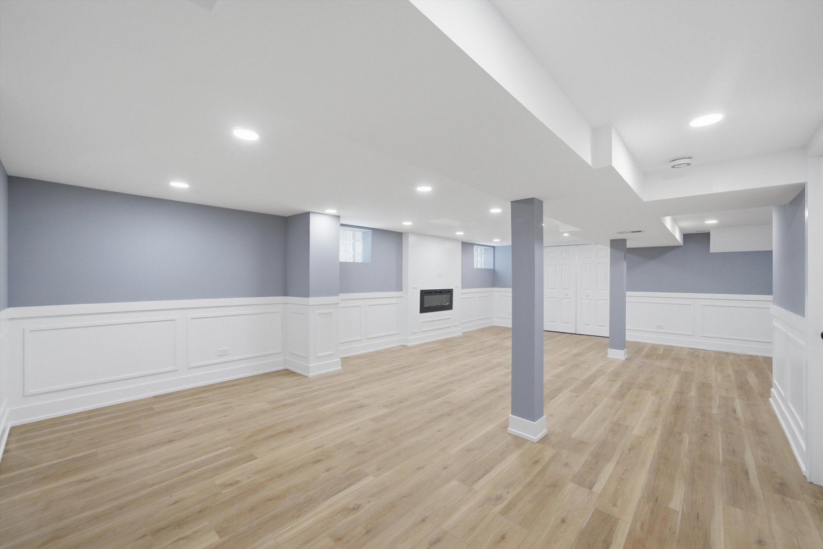 8243 South Wabash Avenue Chicago IL 60619