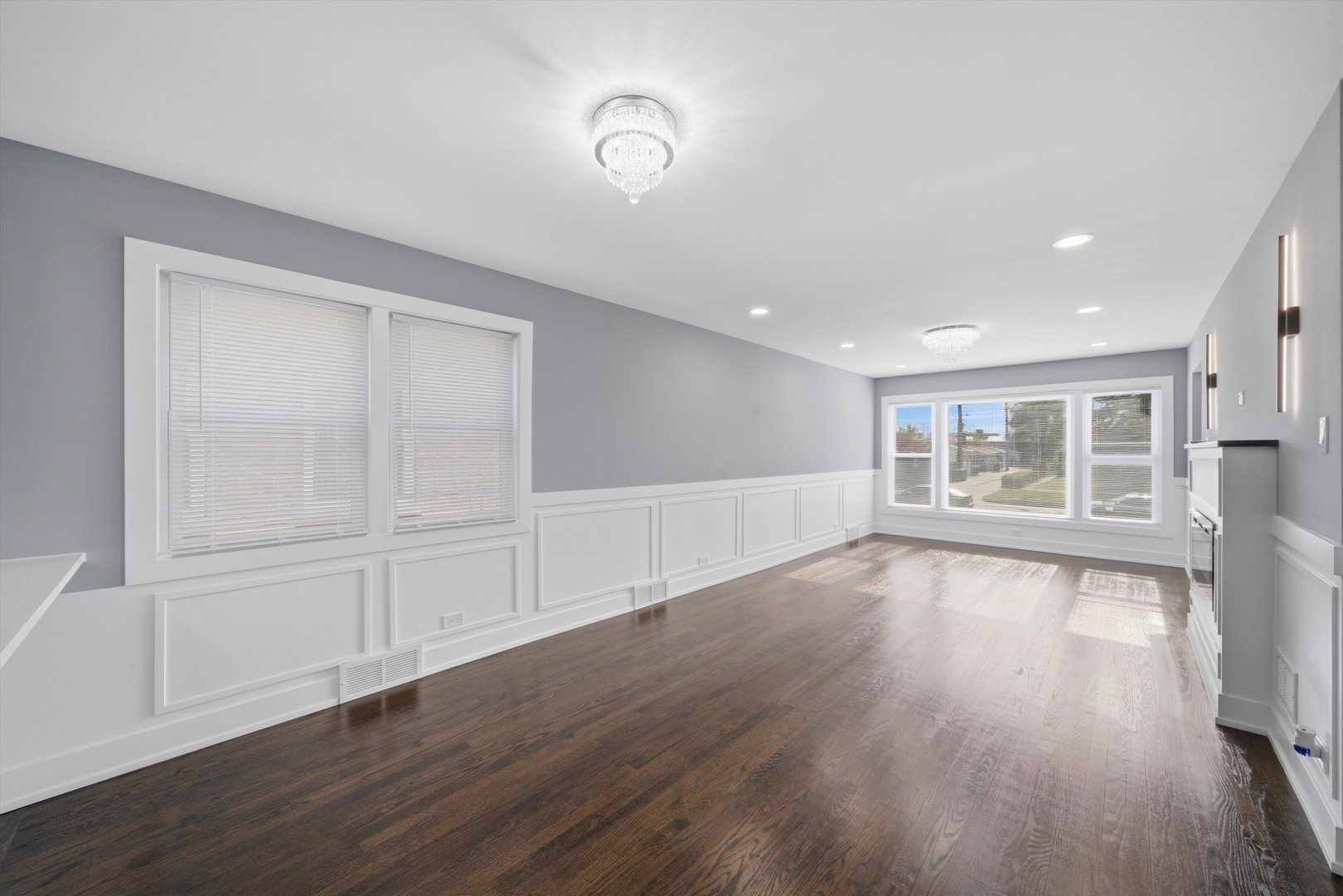8243 South Wabash Avenue Chicago IL 60619