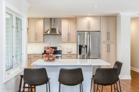1406 Edgefield Lane Hoffman Estates IL 60169