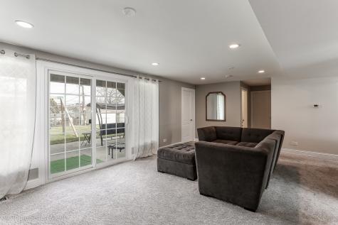 1406 Edgefield Lane Hoffman Estates IL 60169