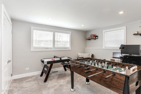 1406 Edgefield Lane Hoffman Estates IL 60169