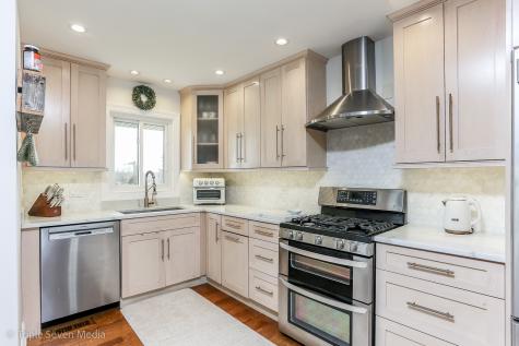 1406 Edgefield Lane Hoffman Estates IL 60169
