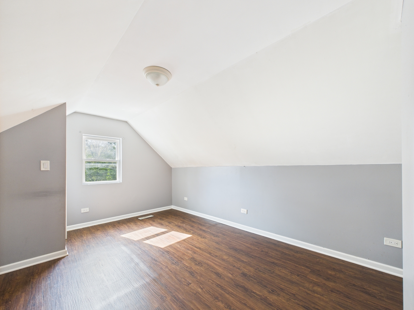 12337 South Wallace Street Chicago IL 60628