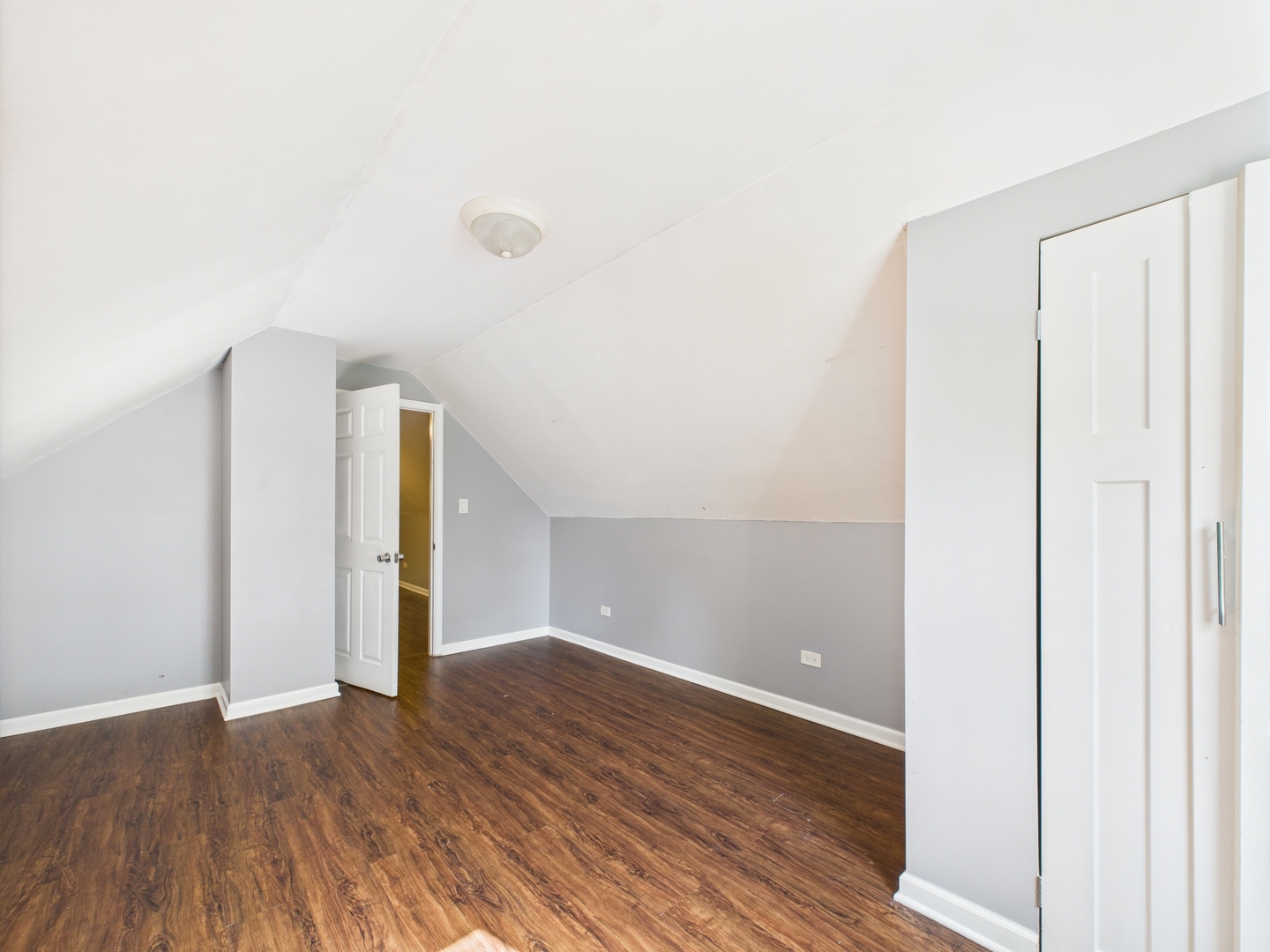 12337 South Wallace Street Chicago IL 60628