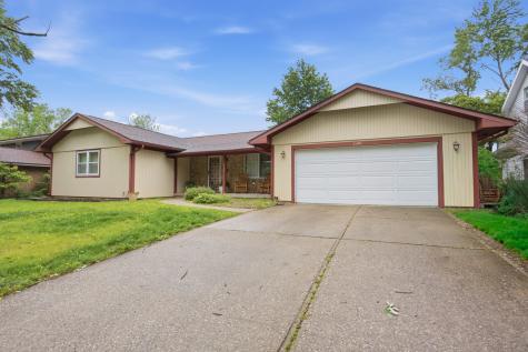 2307 Boudreau Drive Urbana IL 61801