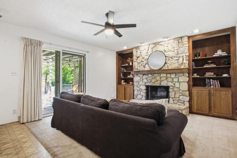 2307 Boudreau Drive Urbana IL 61801