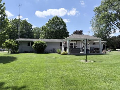 617 South Linn Street Shannon IL 61078