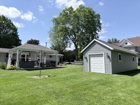 617 South Linn Street Shannon IL 61078