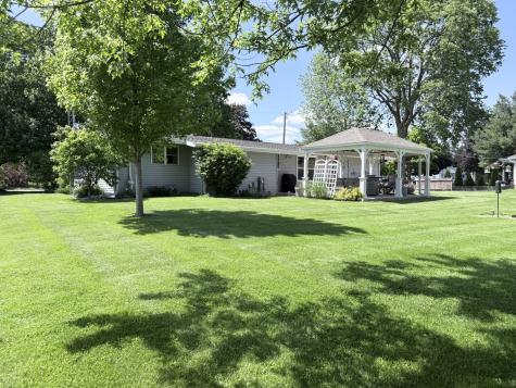 617 South Linn Street Shannon IL 61078