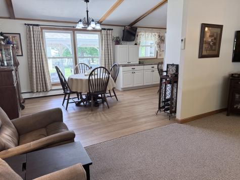 617 South Linn Street Shannon IL 61078