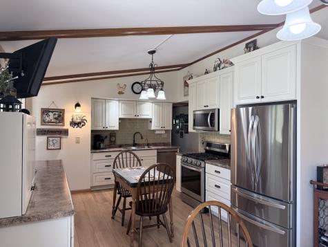 617 South Linn Street Shannon IL 61078