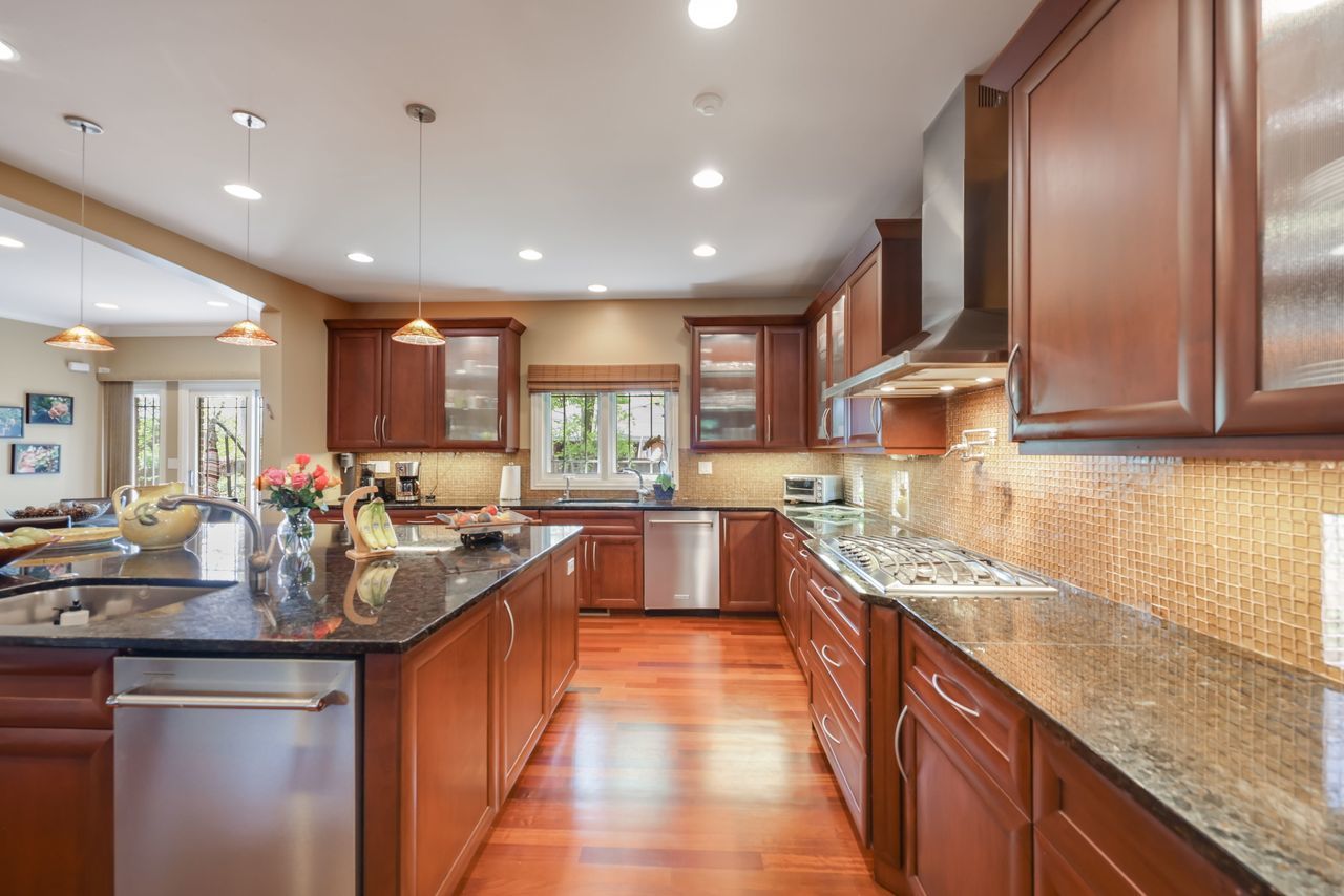 4315 Suffield Court Skokie IL 60076