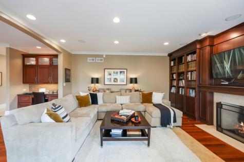 4315 Suffield Court Skokie IL 60076
