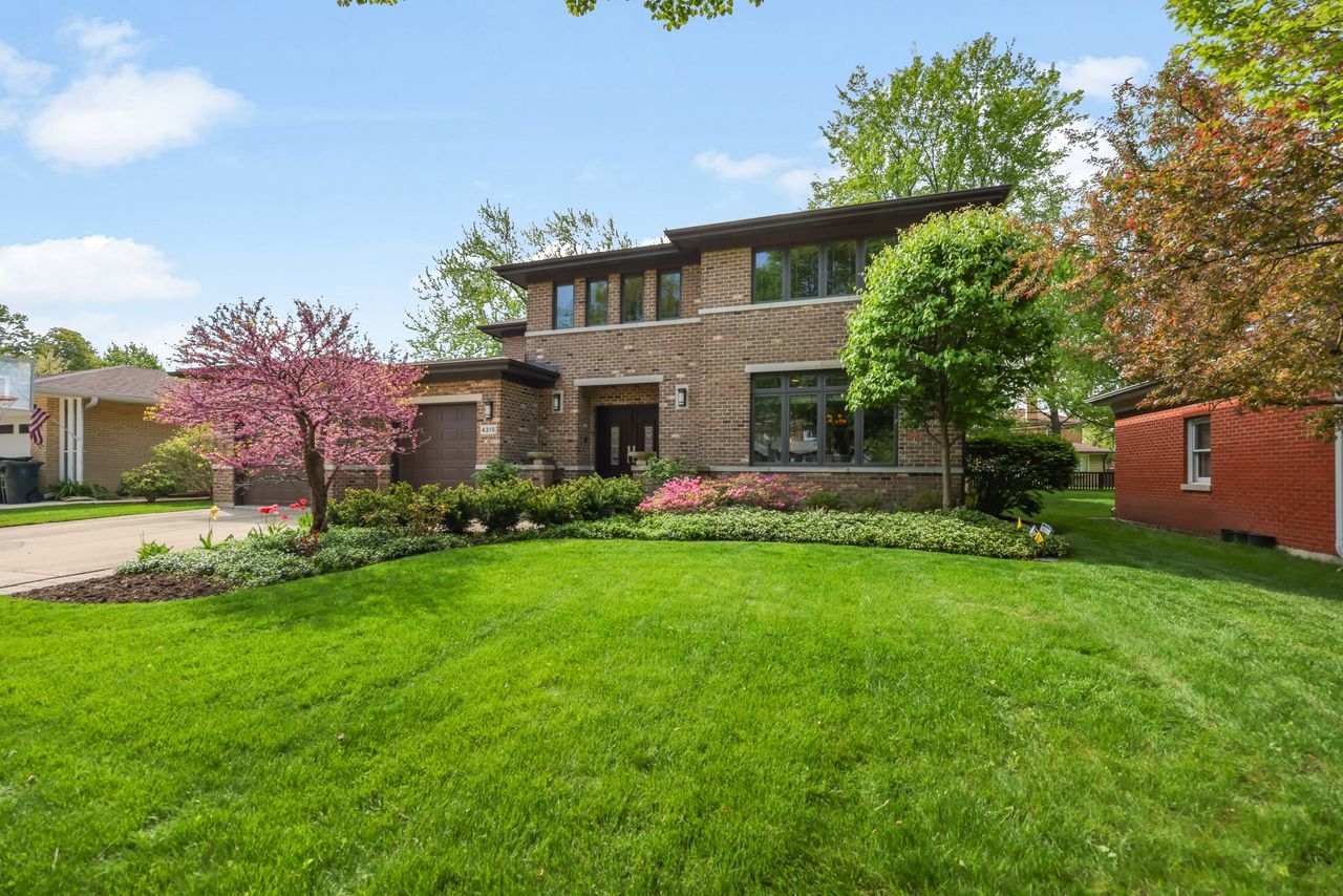 4315 Suffield Court Skokie IL 60076