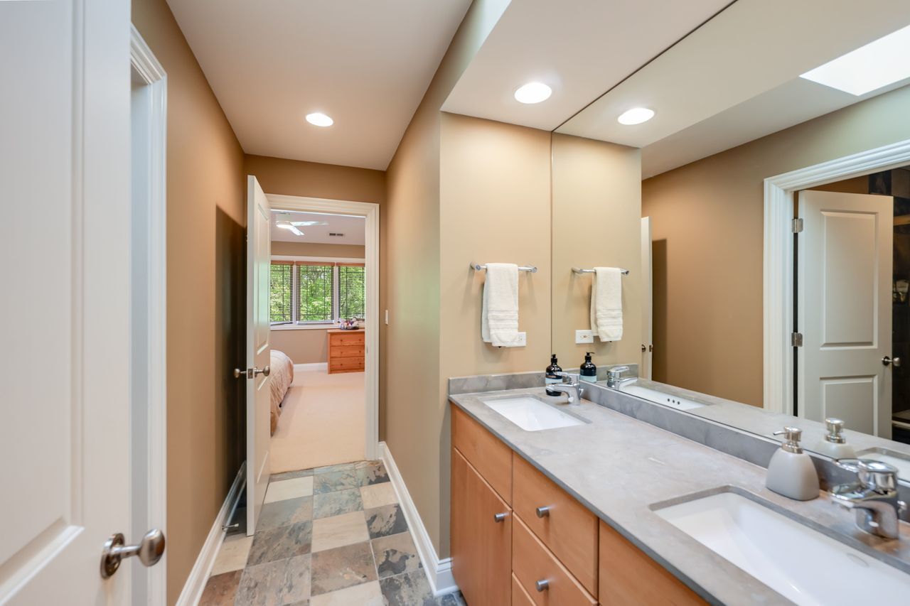 4315 Suffield Court Skokie IL 60076