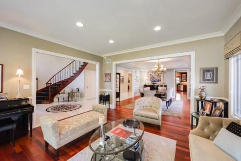 4315 Suffield Court Skokie IL 60076
