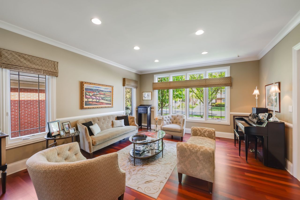 4315 Suffield Court Skokie IL 60076