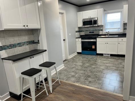 805 Helmholz Avenue Waukegan IL 60085