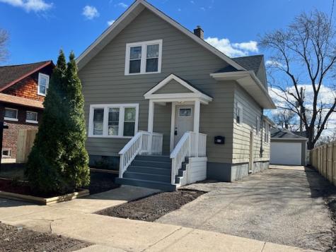 805 Helmholz Avenue Waukegan IL 60085