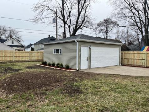 805 Helmholz Avenue Waukegan IL 60085