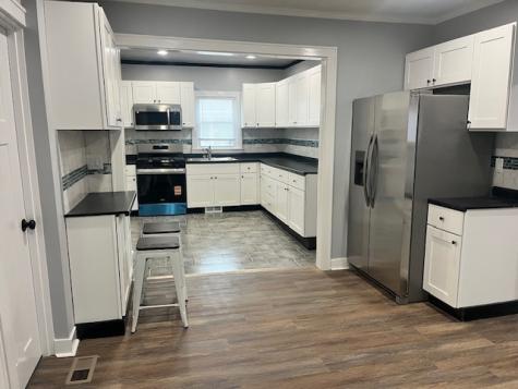 805 Helmholz Avenue Waukegan IL 60085