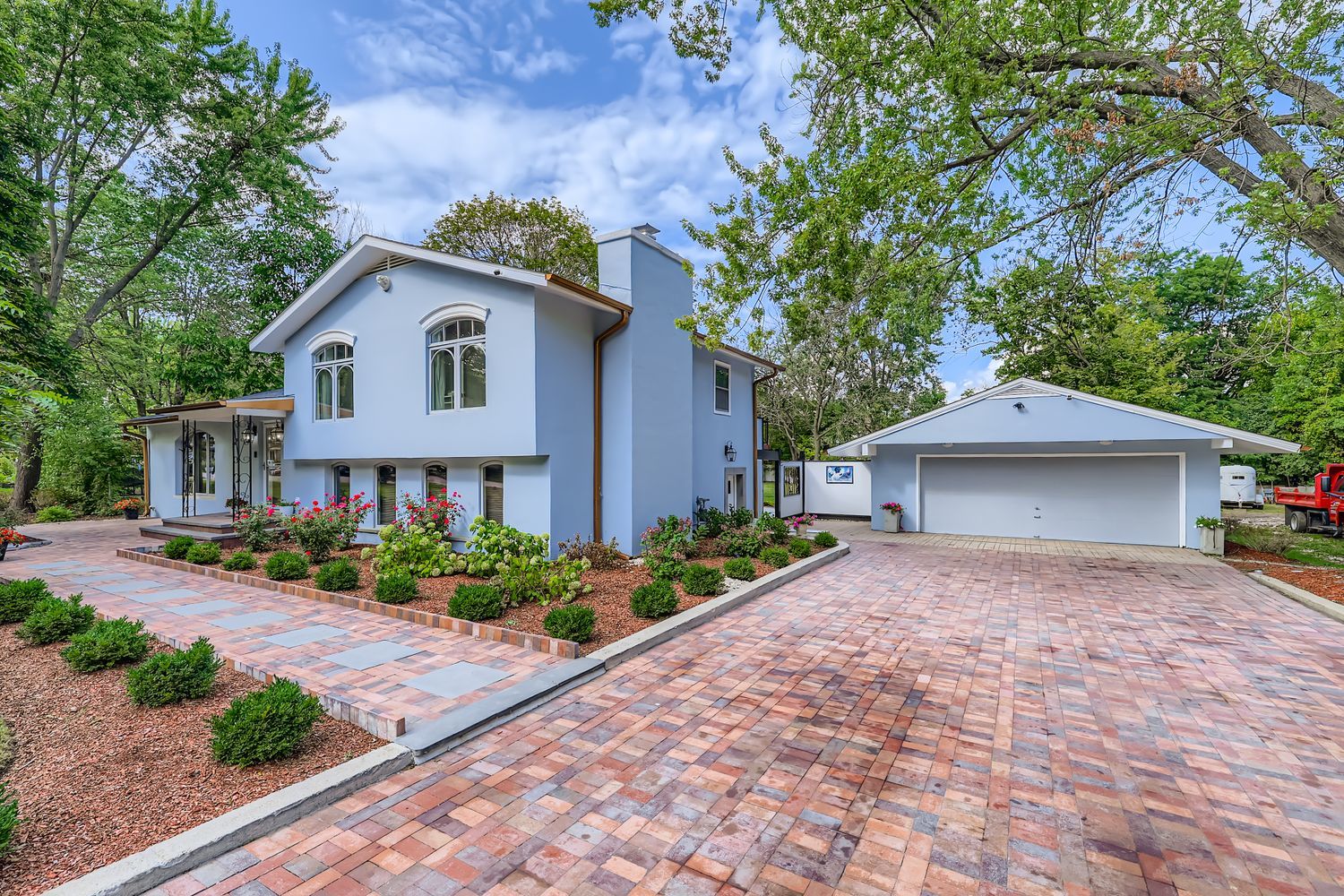 18838 West Hickory Street Mundelein IL 60060