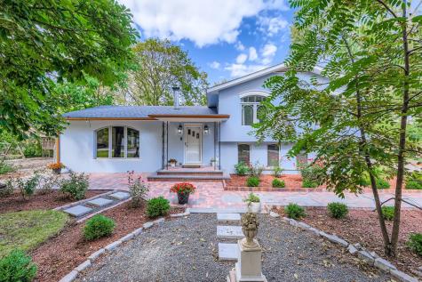 18838 West Hickory Street Mundelein IL 60060