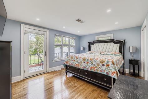 18838 West Hickory Street Mundelein IL 60060