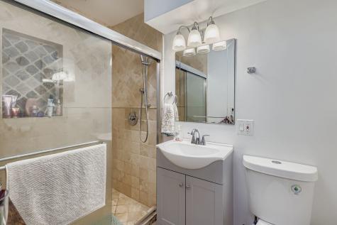 18838 West Hickory Street Mundelein IL 60060