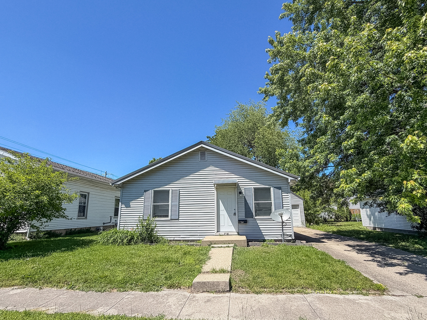 720 West Jefferson Street Sullivan IL 61951
