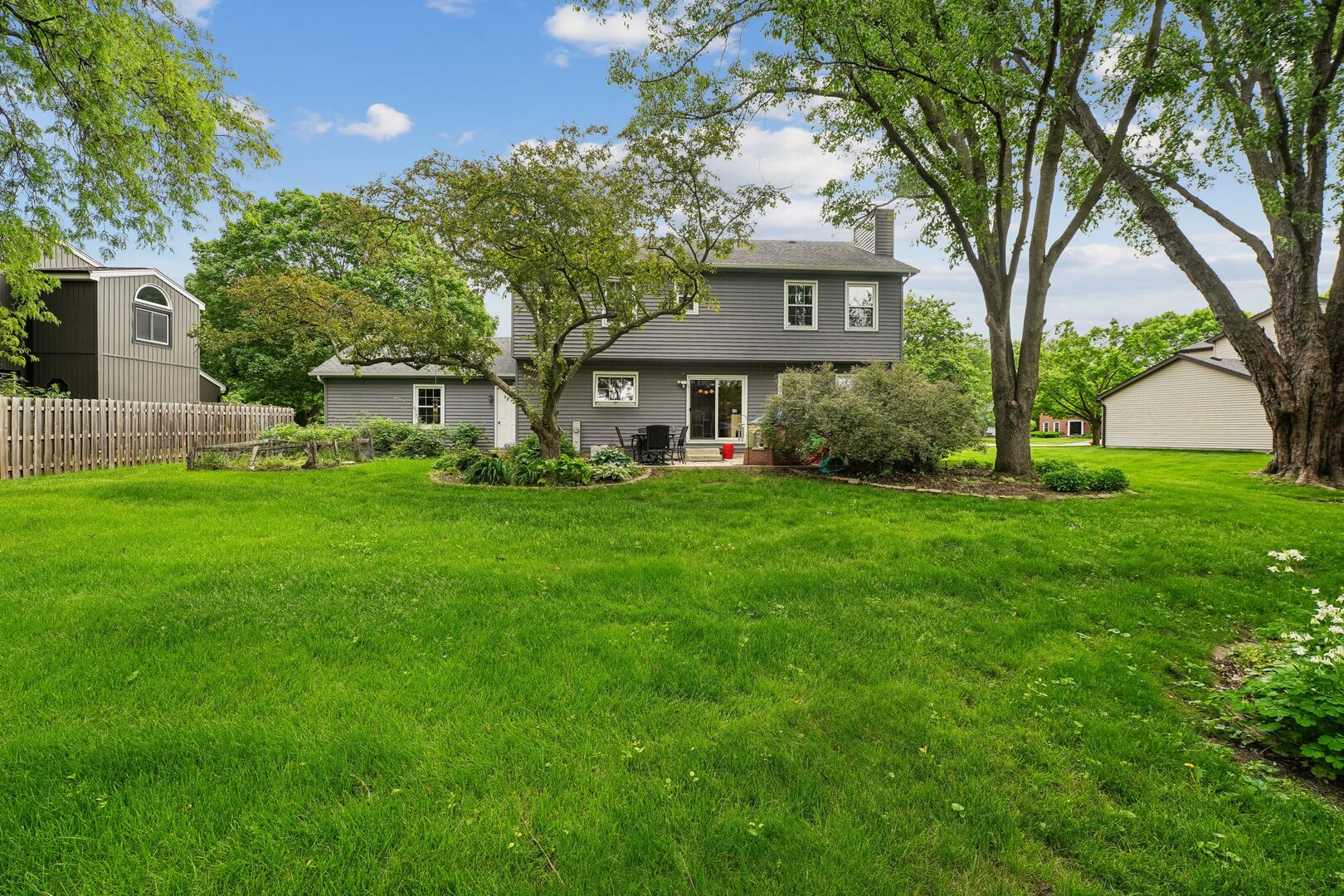 737 Clovetree Court Naperville IL 60540