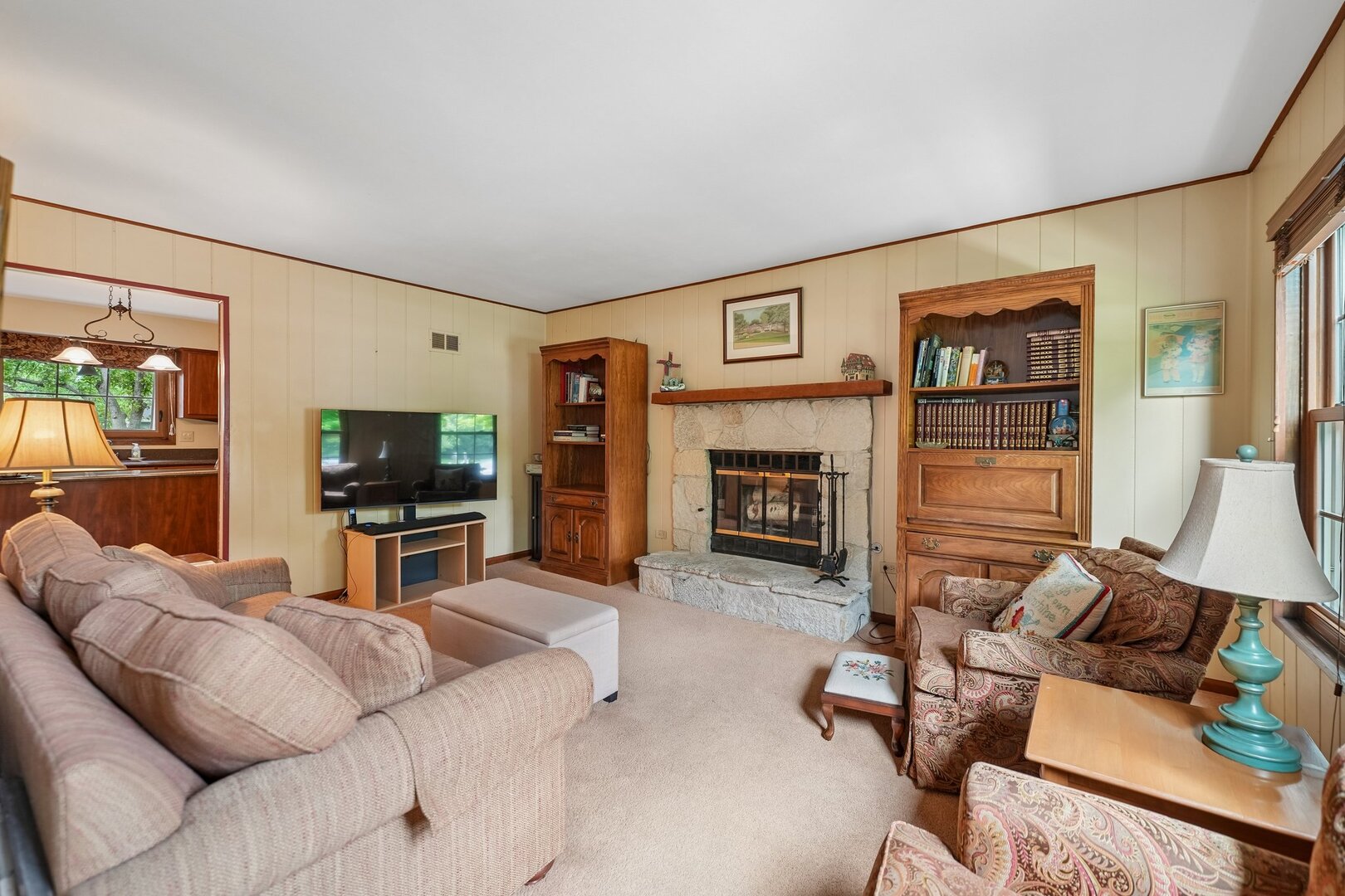 737 Clovetree Court Naperville IL 60540