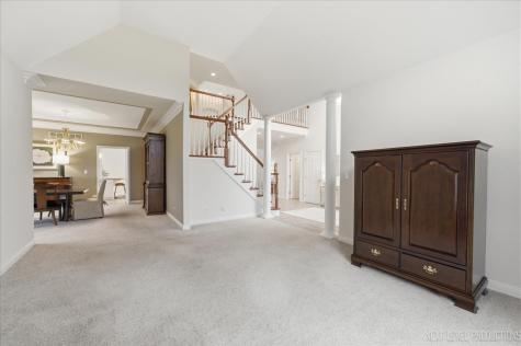 10N800 Highland Trail Hampshire IL 60140