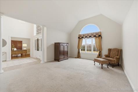 10N800 Highland Trail Hampshire IL 60140