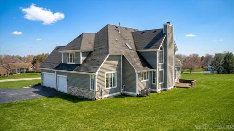 10N800 Highland Trail Hampshire IL 60140